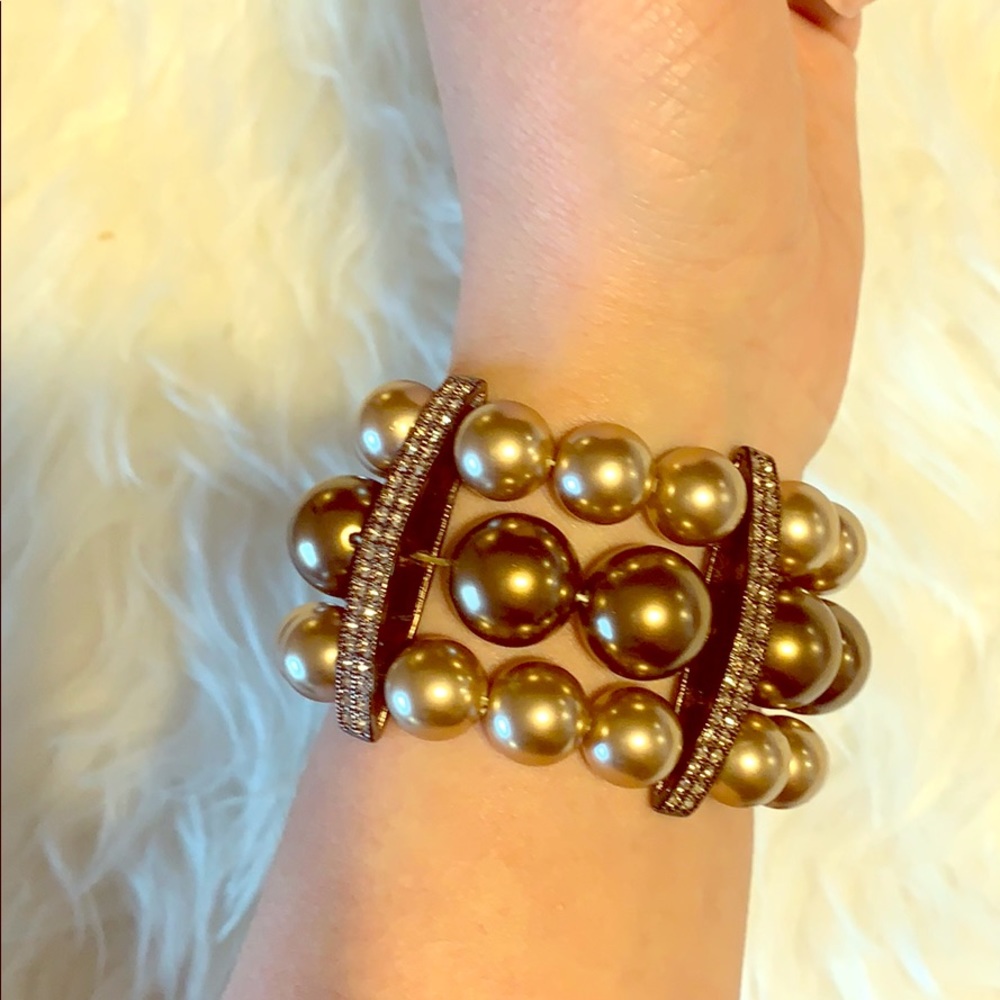 Gorgeous Givenchy Pearl and crystal Bracelet